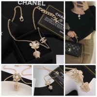 CHANEL Necklace