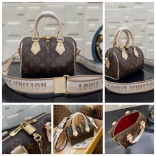 LOUIS VUITTON HANDBAGS M46222 (20.5CM) 1:1 Quality